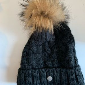 Bogner hat real fur pom